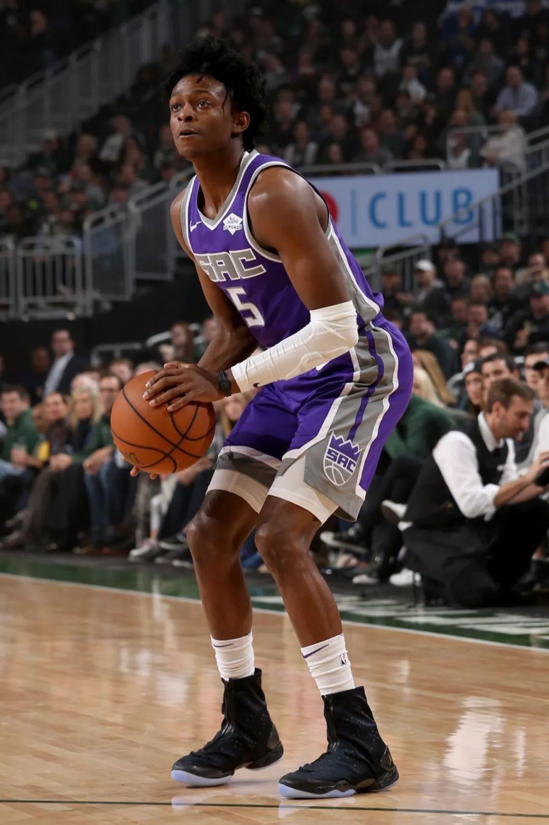 与此同时 与此同时