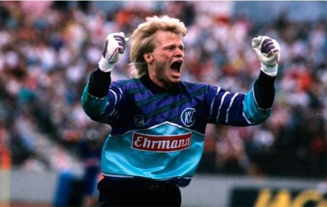 受到瞩目 受到瞩目