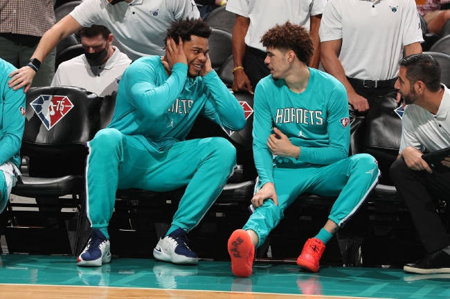 錫對於年輕 錫對於年輕